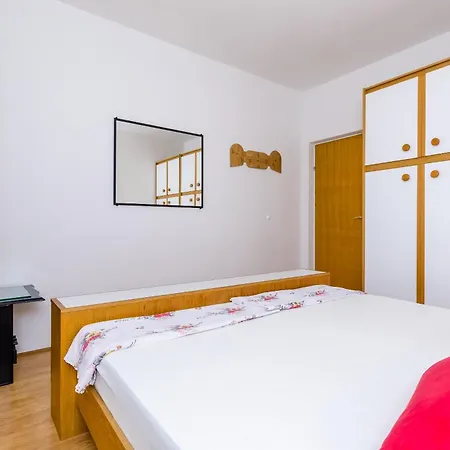Maro * Mokošica